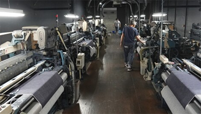 Atelier de toile denim à Kojima, préfecture d'Okayama.