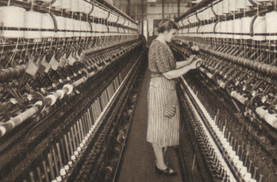 Ring spinning machine in the 1920s